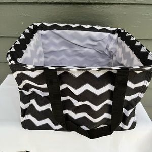 Square utility tote from thirty one. Brand new.